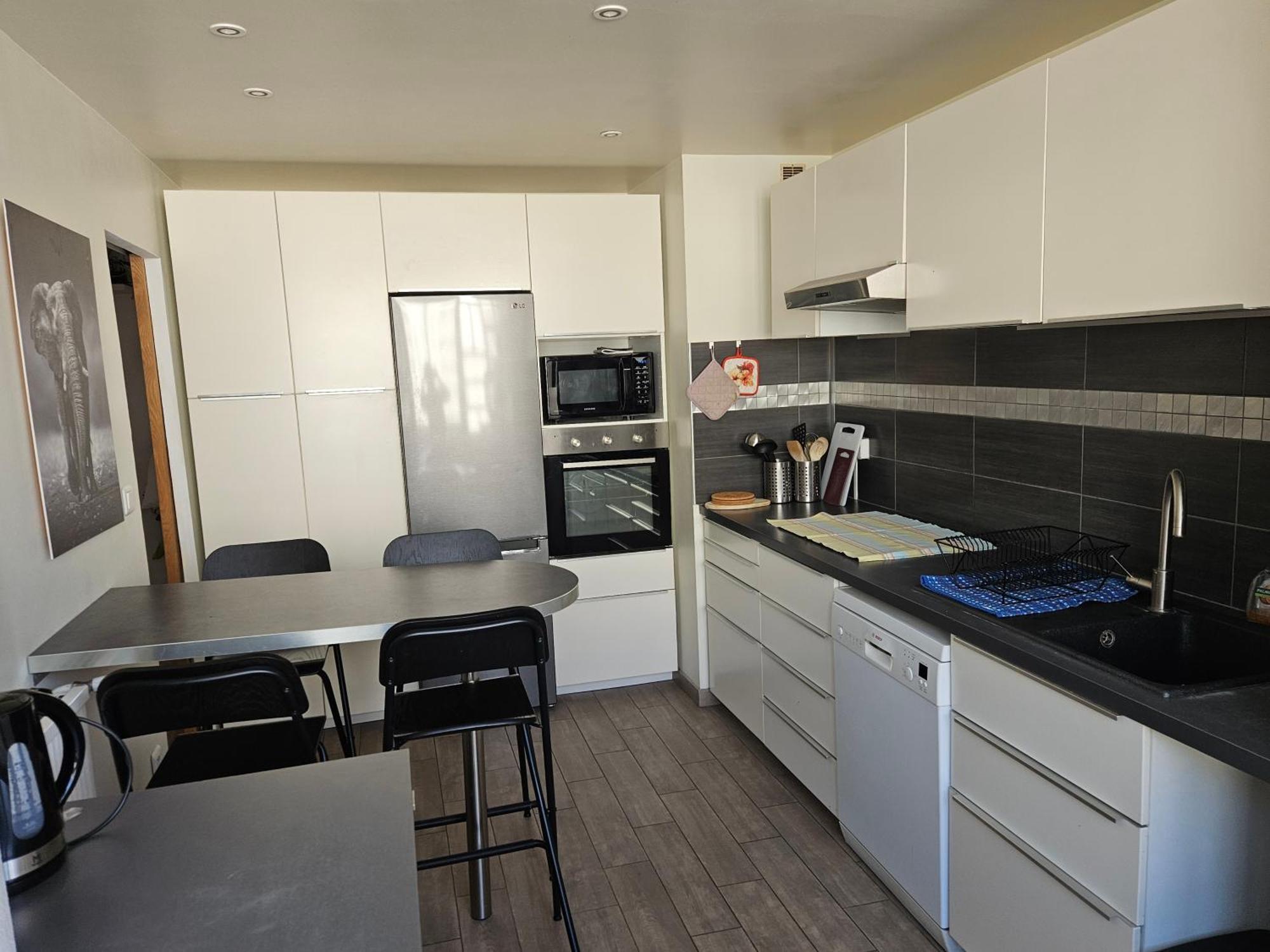 Chambre En Colocation Fille, Proche Mer, Climatisation Toulon Exterior foto