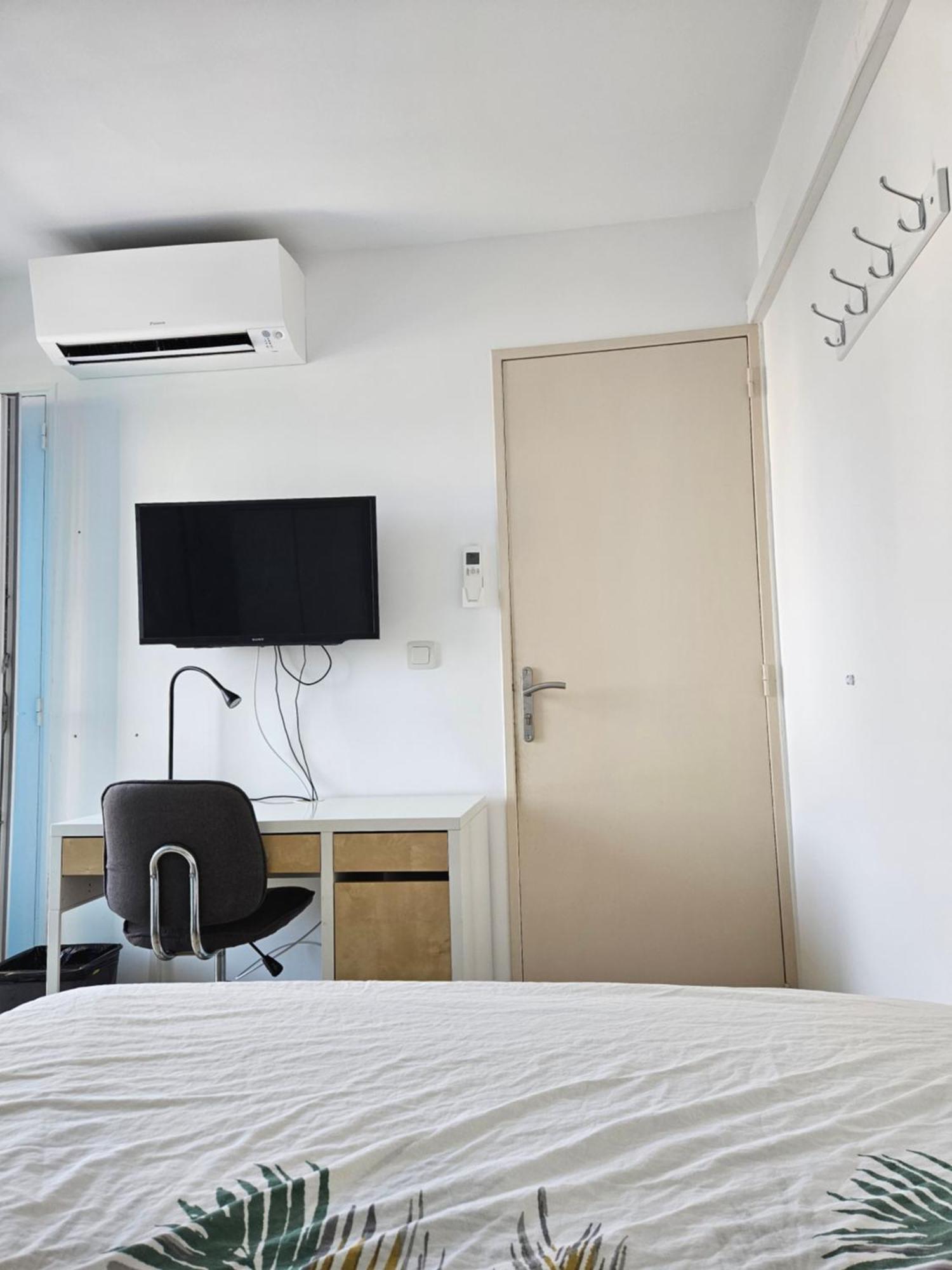 Chambre En Colocation Fille, Proche Mer, Climatisation Toulon Exterior foto