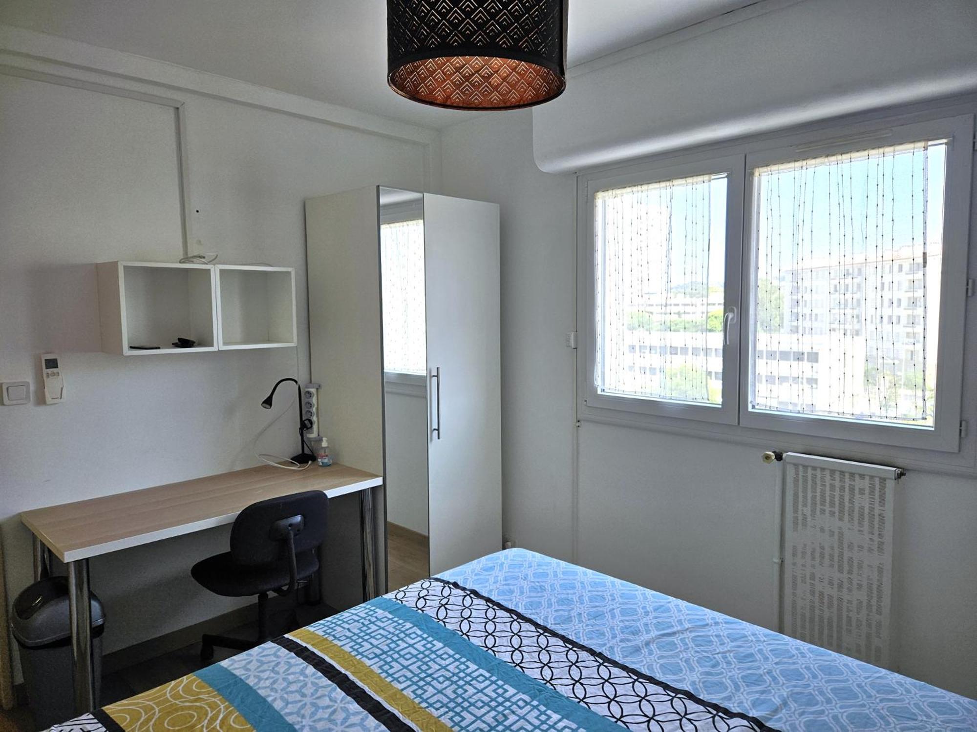 Chambre En Colocation Fille, Proche Mer, Climatisation Toulon Exterior foto